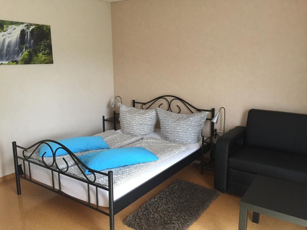 A & J Ferienwohnung Hirsch Руст Экстерьер фото